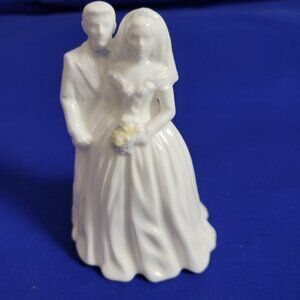 Wedgwood England Bone China Wedding Day 1996 CAKE TOPPER Bride Groom vintage EUC